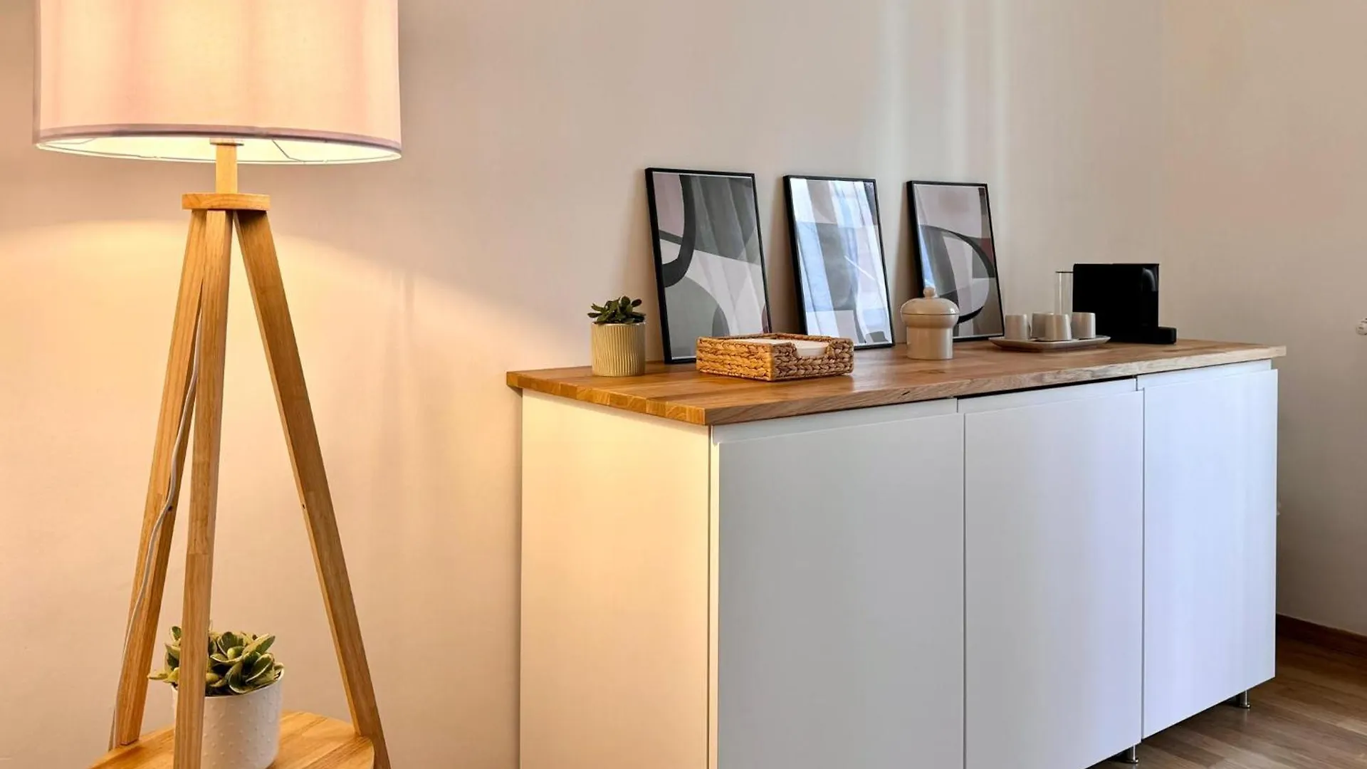 Laus Via Niccolo Putignani Cozy Apartment Bari Italy
